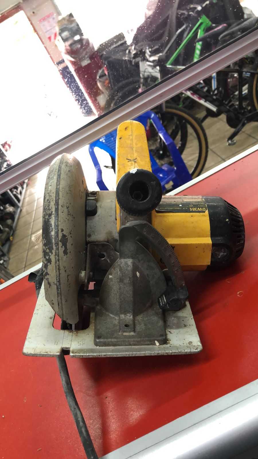 DeWalt dw384