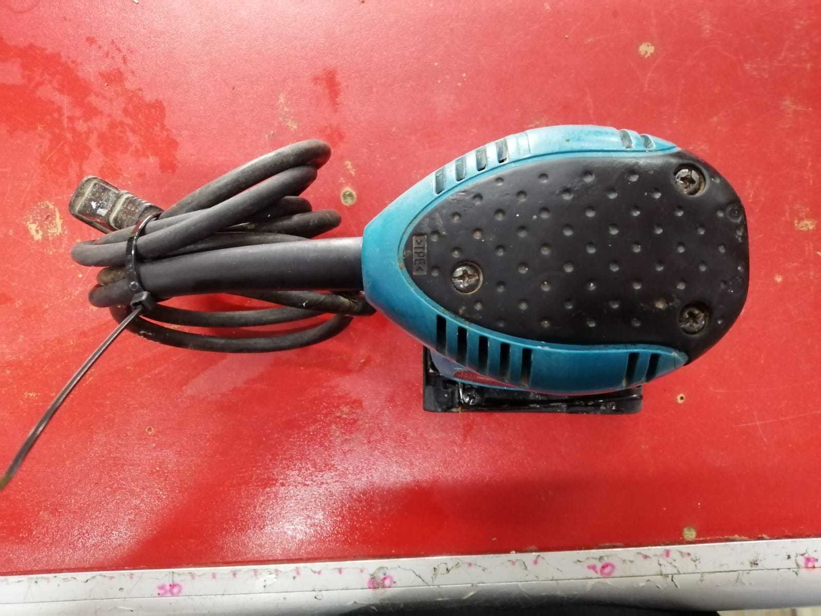 Makita BO4556