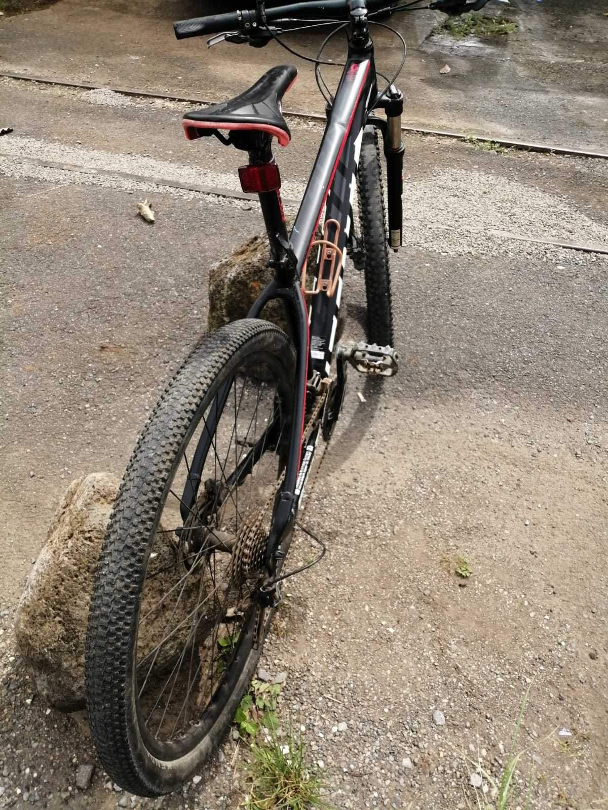 Scott 990