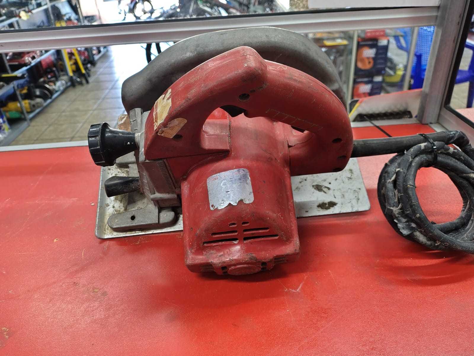 MILWAUKEE CAT6405