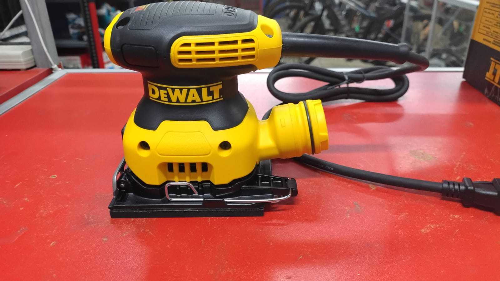 Dewalt DWE6411