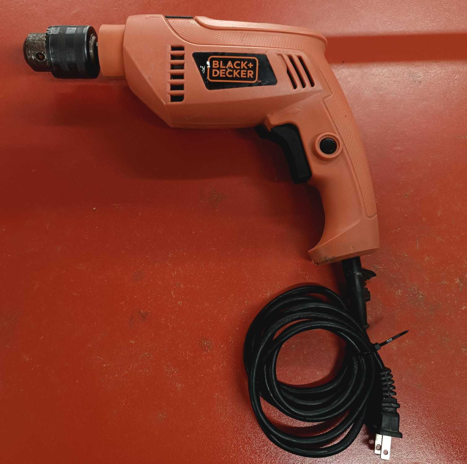 BLACK+DECKER HD555-B3