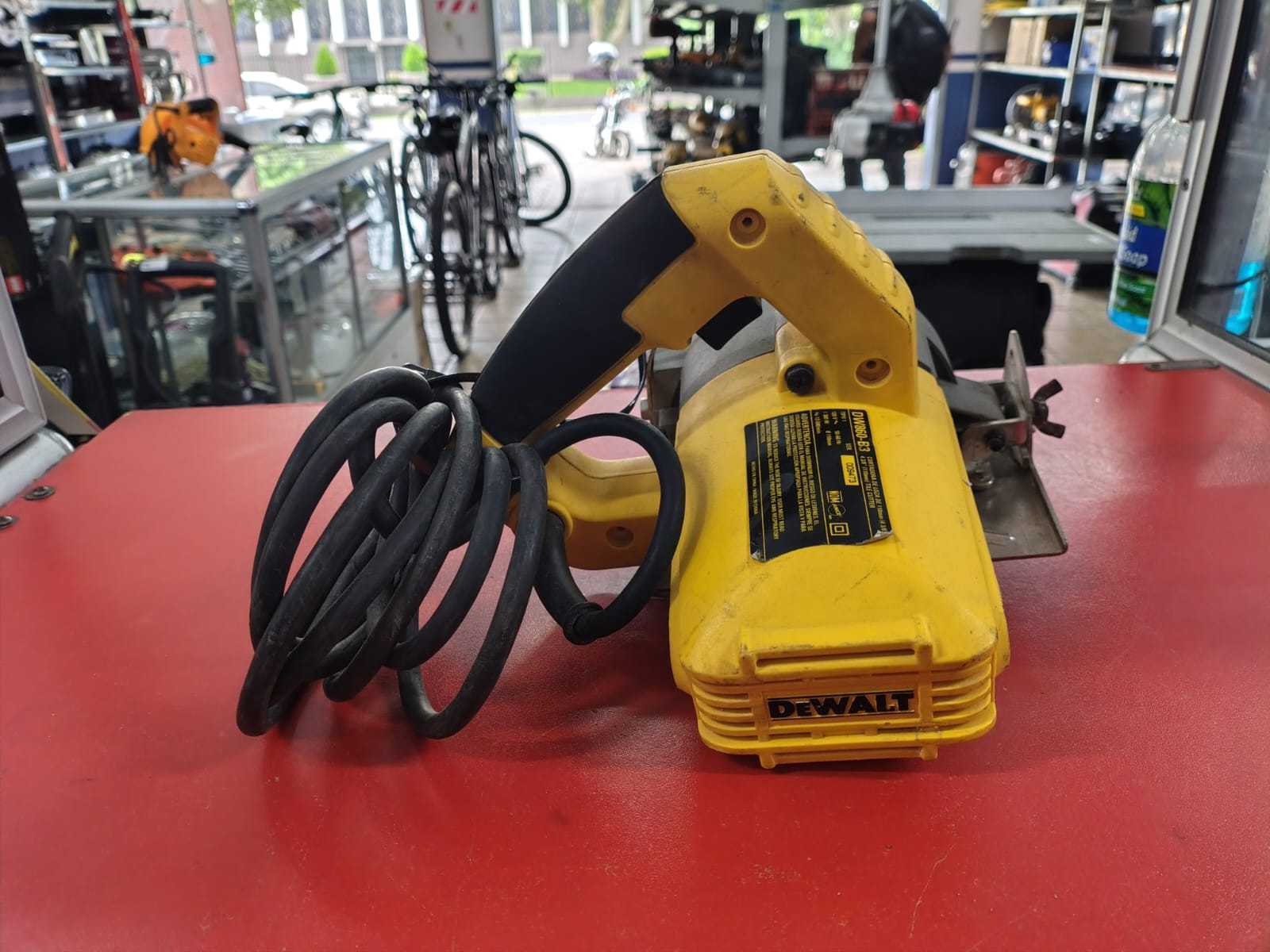 DeWalt DW860-B3