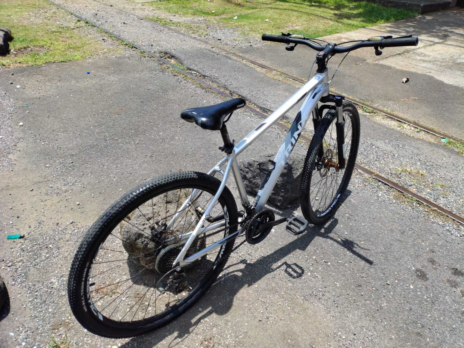 Trinx M136