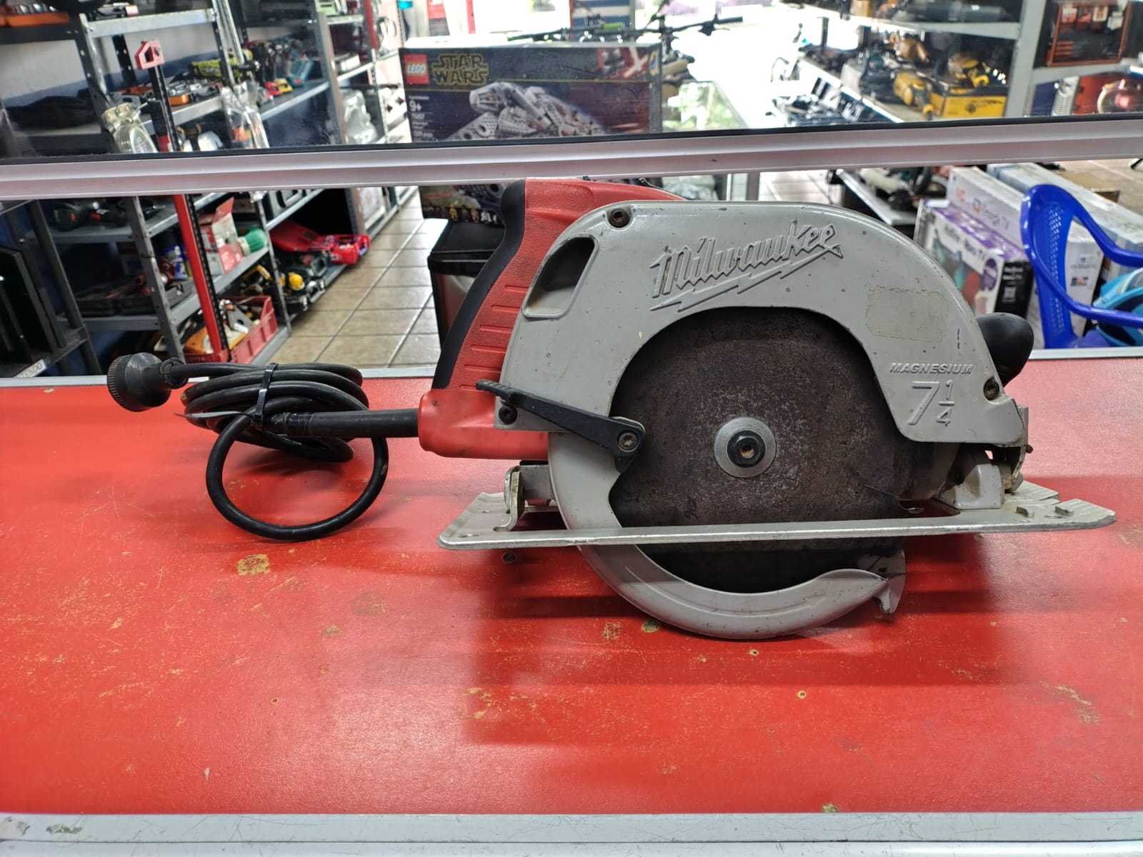 Milwaukee 6390-20