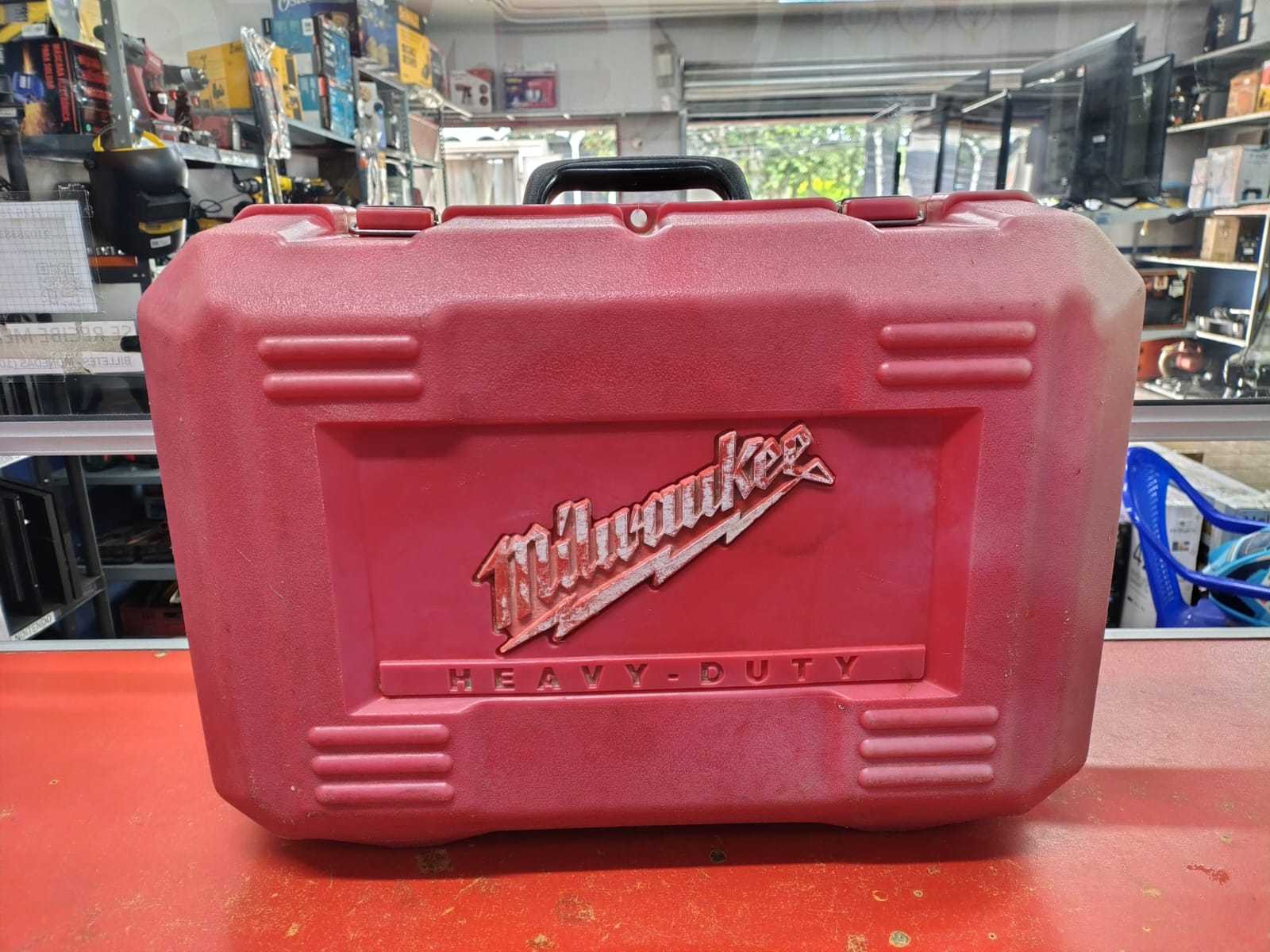 Milwaukee 6390-20