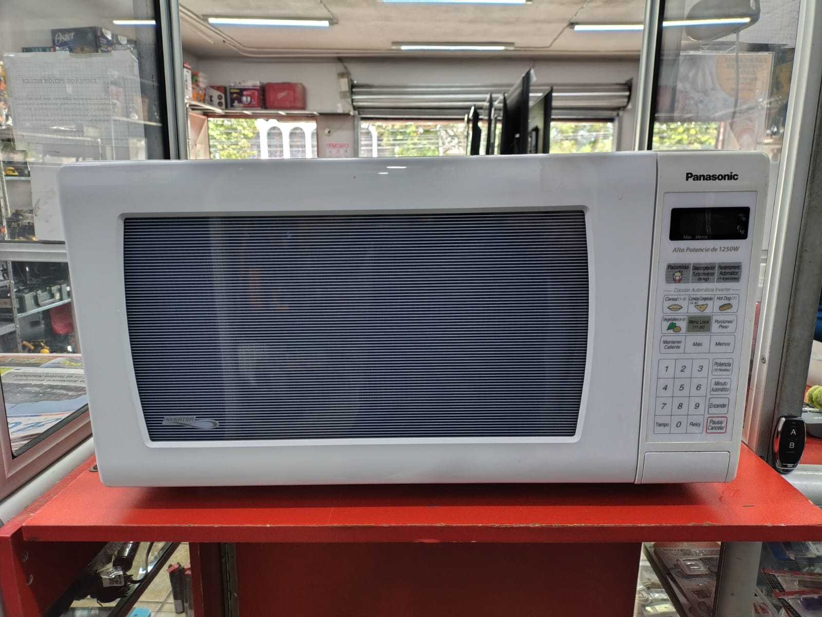 Panasonic nn s755wf