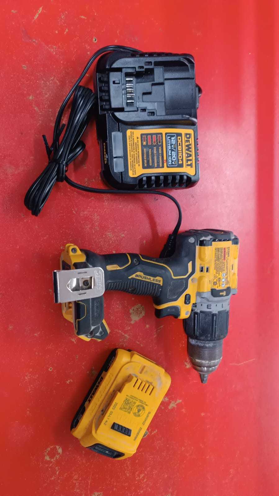 Dewalt dcd805