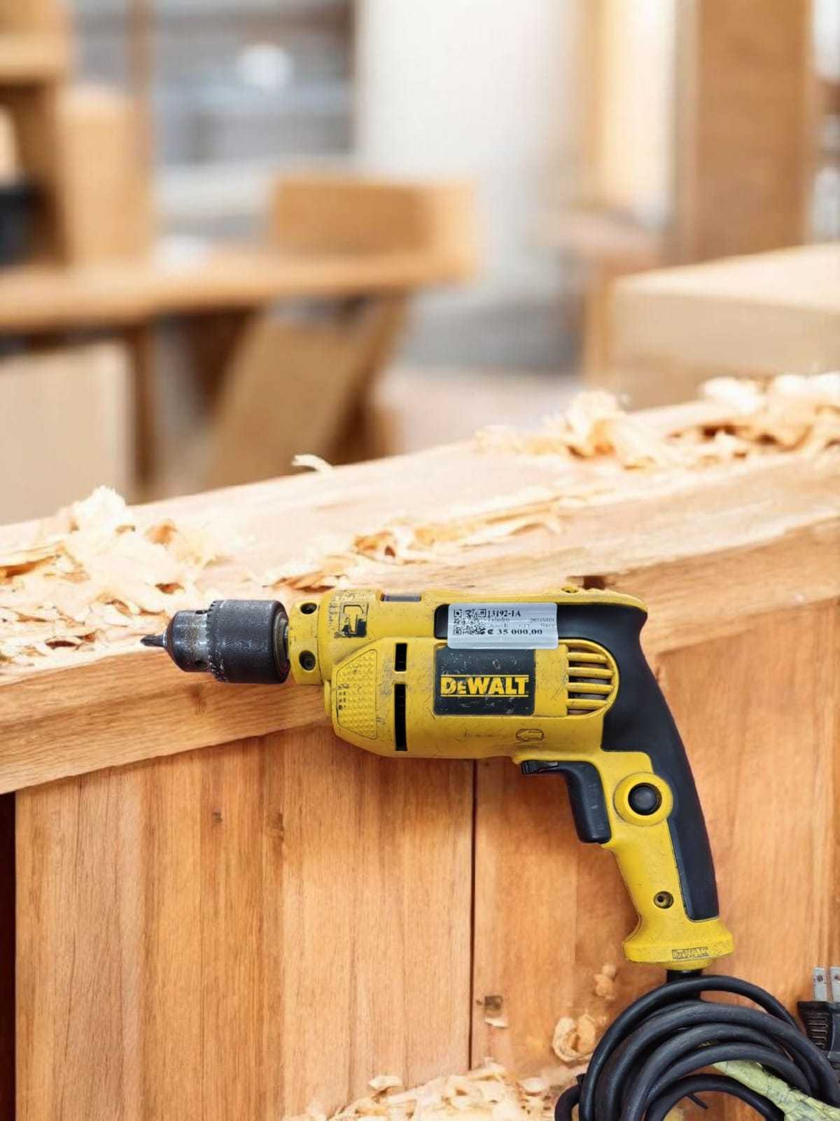 DeWalt dwd024-b3