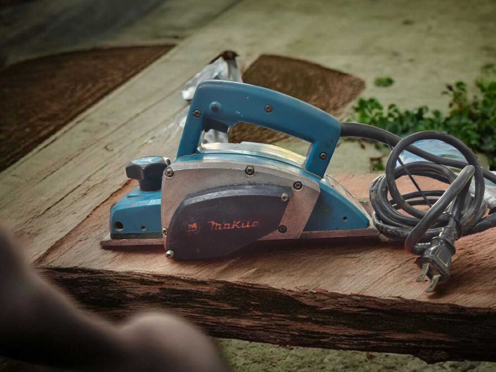 makita 1923b