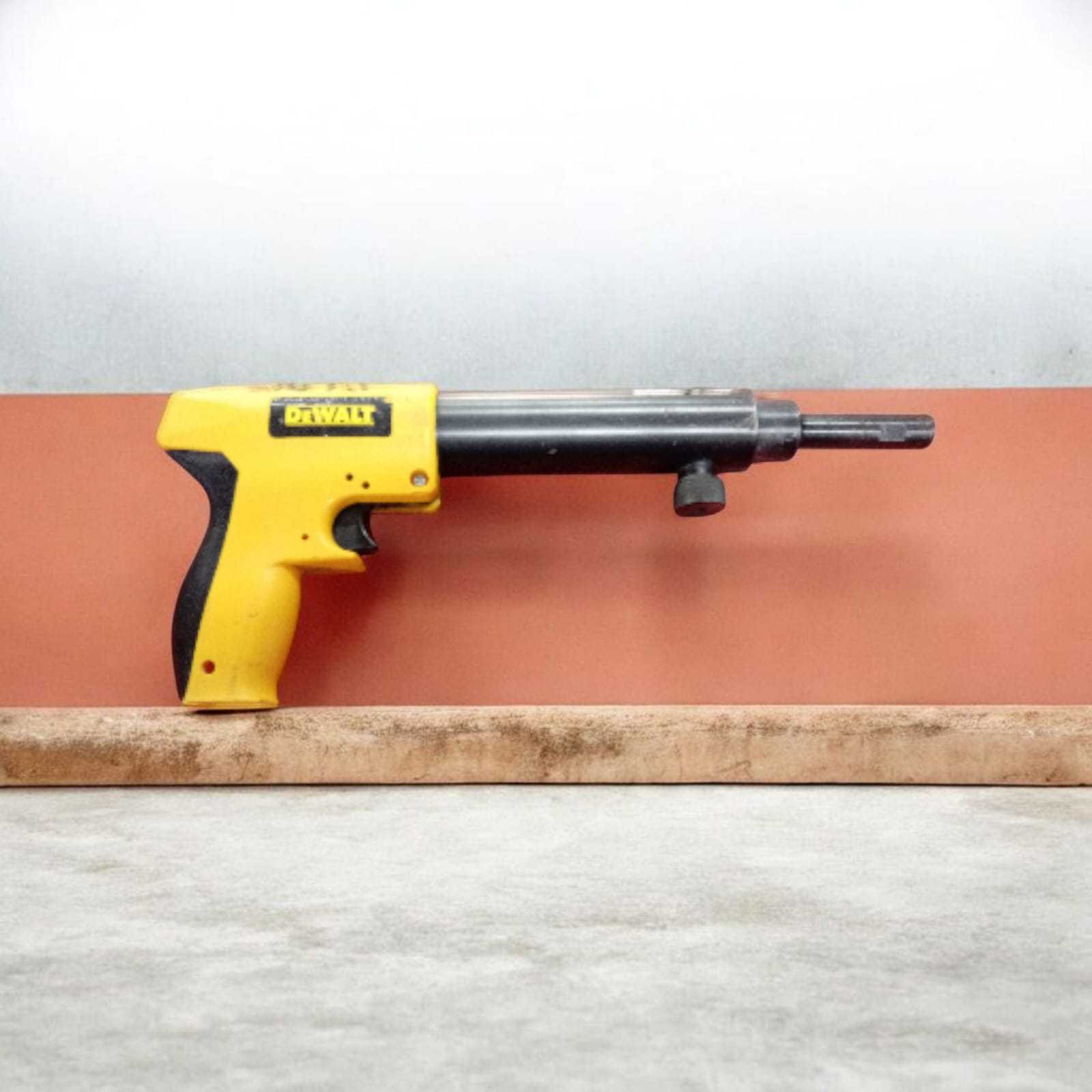 Dewalt p2201