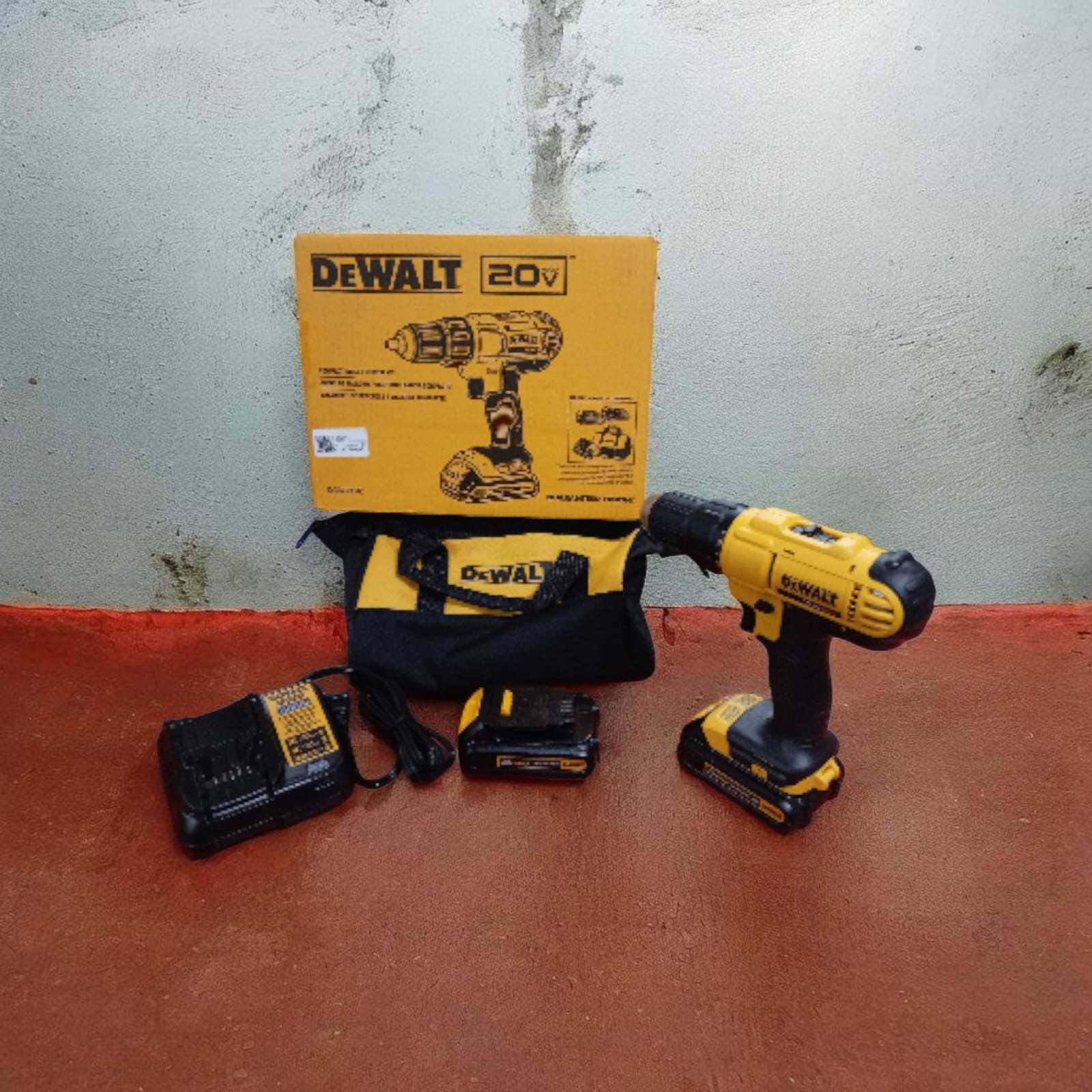 dewalt dcd771c2