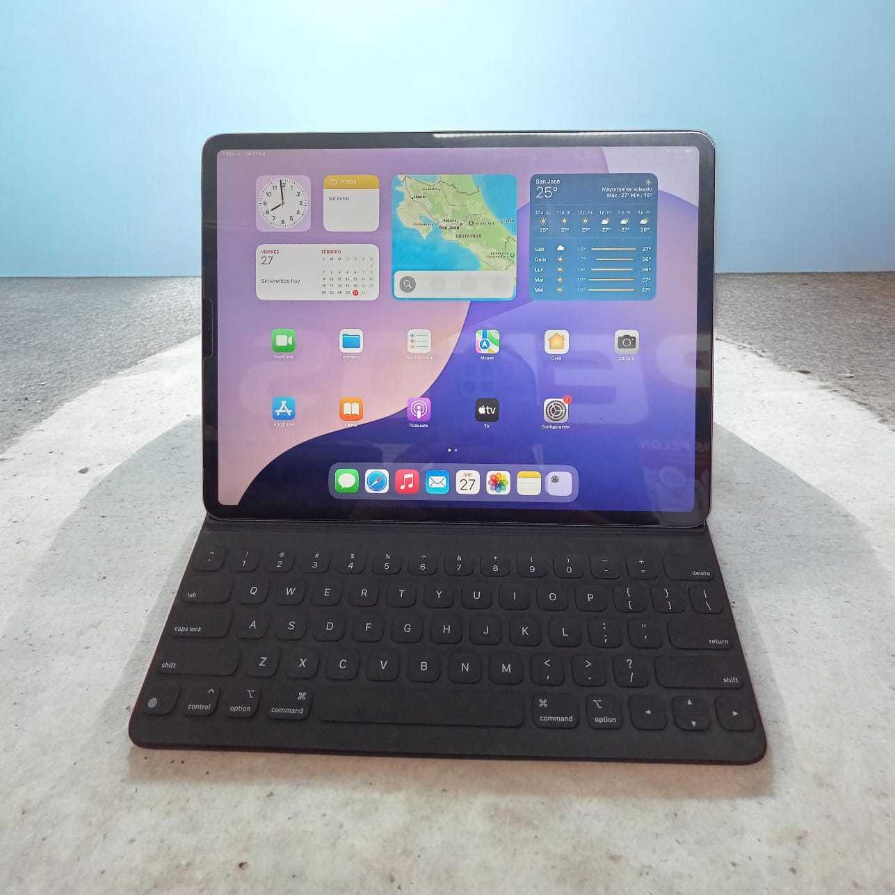 apple 4th pro